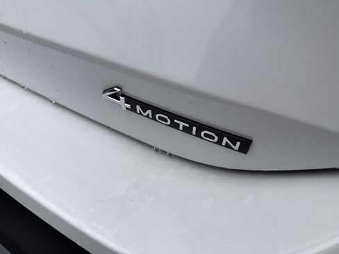 New 2026 Volkswagen Tiguan S image 8