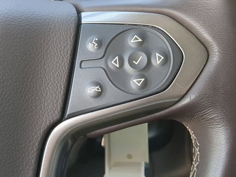 Used 2018 Chevrolet Silverado 1500 LTZ Z71 image 27