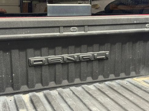 Used 2020 GMC Sierra 1500 Denali w/ Denali Ultimate Package AWD/4WD image 25