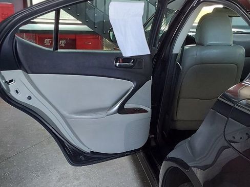 Used 2006 Lexus IS 250 AWD image 18