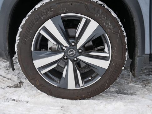 Certified 2023 Nissan Rogue SL w/ SL Premium Package image 15