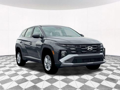 New 2026 Hyundai Tucson SE image 17
