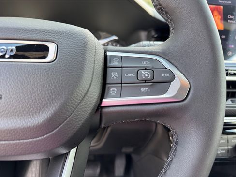 New 2025 Jeep Compass Limited w/ Sun & Sound Group image 22