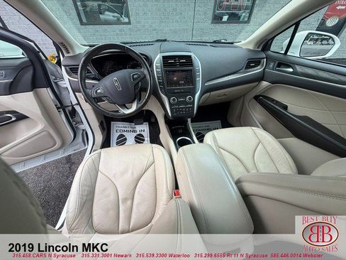 Used 2019 Lincoln MKC Reserve w/ MKC Climate Package AWD/4WD image 13