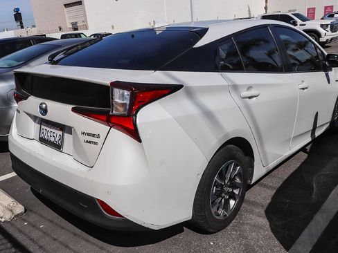 Used 2022 Toyota Prius Limited w/ Premium Convenience Package image 10