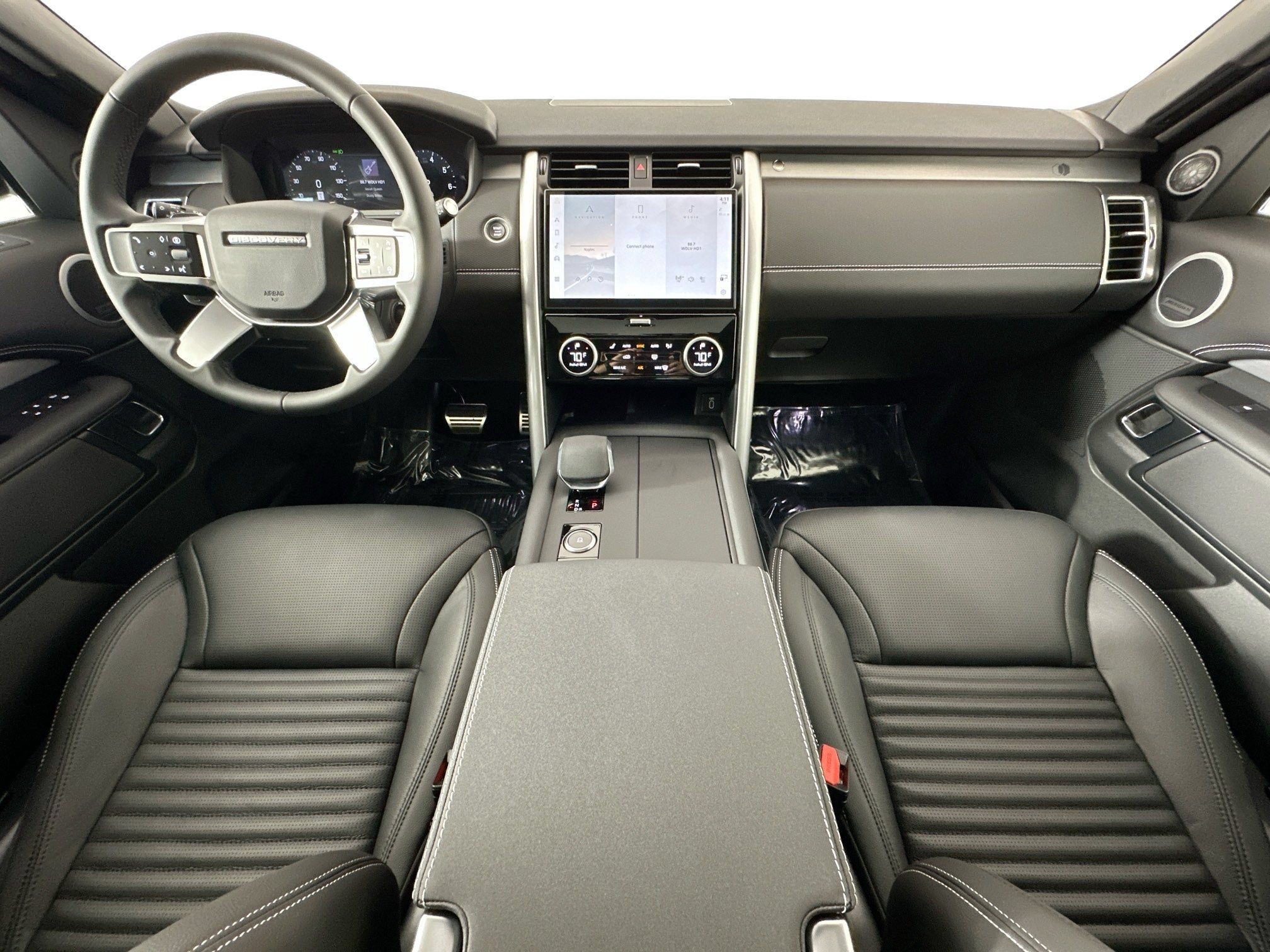 Used 2026 Land Rover Discovery Limited Edition AWD/4WD image 21
