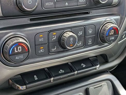Used 2016 Chevrolet Silverado 1500 LTZ Z71 AWD/4WD image 22