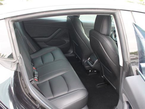 Used 2018 Tesla Model 3 Long Range AWD/4WD image 12