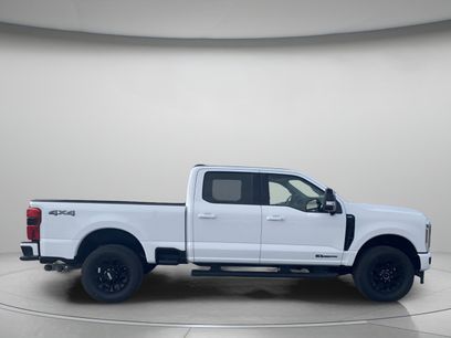 New 2026 Ford F250 Lariat w/ Black Appearance Package