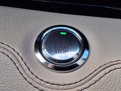 Certified 2023 Lincoln Navigator Reserve RWD image 18