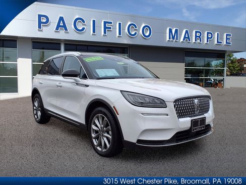 Certified 2022 Lincoln Corsair AWD w/ Premium Package image 1