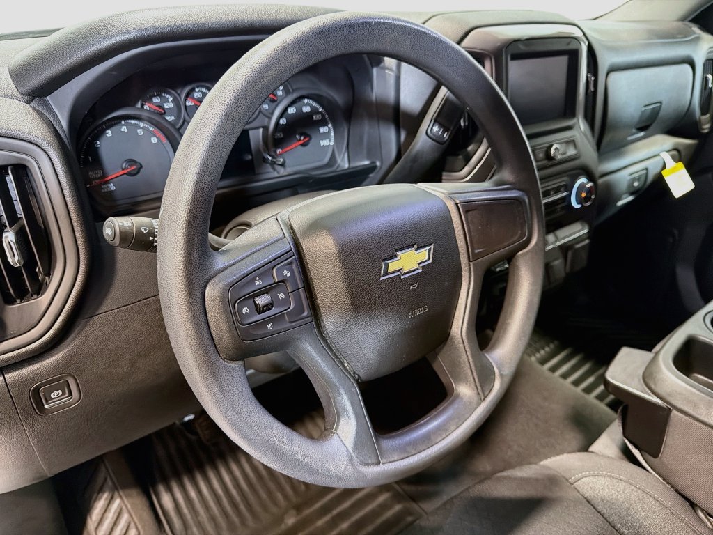 Used 2023 Chevrolet Silverado 1500 Custom w/ LPO, Dark Essentials Package AWD/4WD image 11