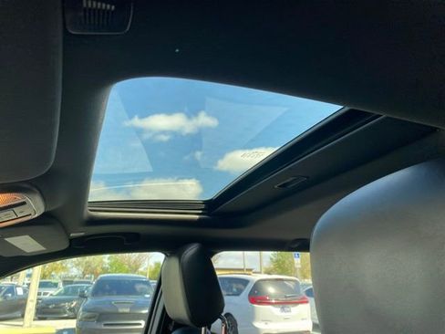 Used 2022 Dodge Durango R/T w/ Blacktop Package image 25