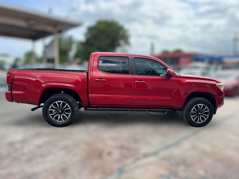 Used 2019 Toyota Tacoma SR w/ SR Convenience Package image 11