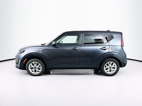 Used 2025 Kia Soul LX w/ LX Technology Package FWD image 4