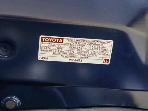 New 2026 Toyota Tundra Limited AWD/4WD image 15
