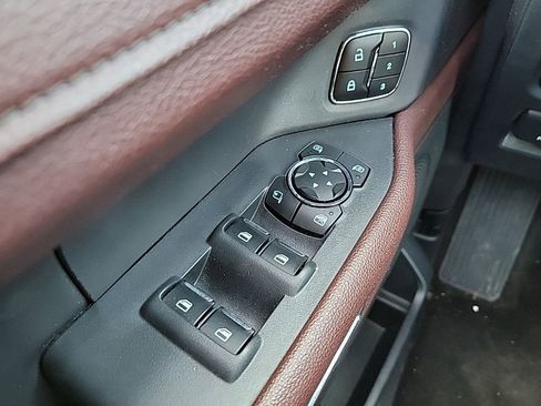 Used 2023 Ford Expedition Max Limited image 26