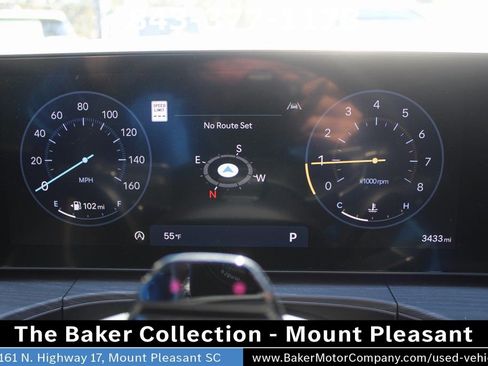 Used 2025 Hyundai Santa Fe Limited image 32