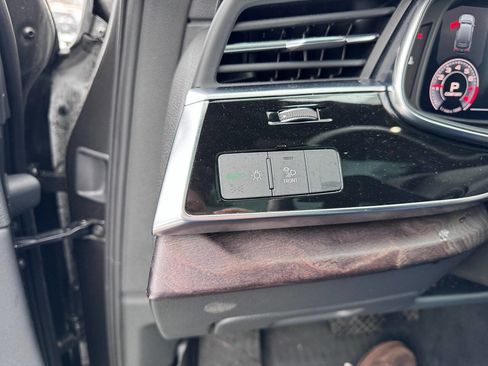 Used 2020 Audi Q7 2.0T Premium w/ Convenience Package image 17