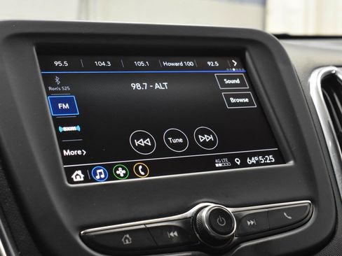 Used 2020 Chevrolet Equinox LT w/ Driver Convenience Package FWD image 14