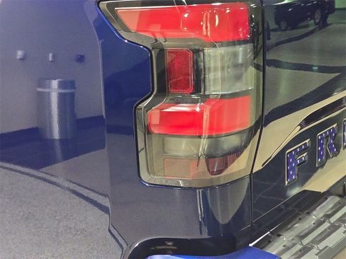 Used 2023 Nissan Frontier SV w/ Technology Package image 36