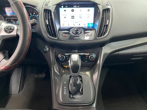 Used 2016 Ford Escape Titanium image 12
