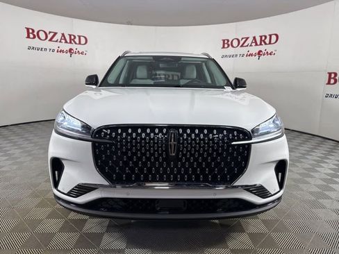 New 2026 Lincoln Aviator Reserve image 2
