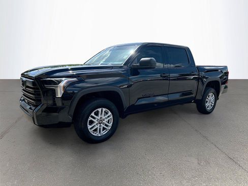 Used 2025 Toyota Tundra SR5 AWD/4WD image 8