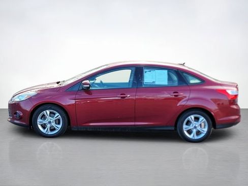 Used 2014 Ford Focus SE FWD image 6