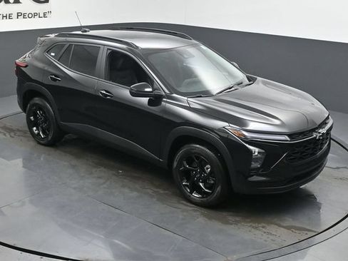 New 2026 Chevrolet Trax LT w/ Driver Confidence Package FWD image 26