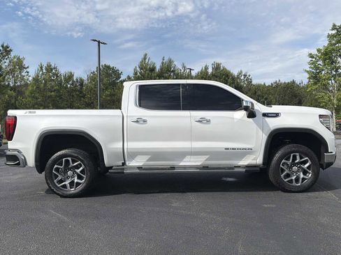 Used 2024 GMC Sierra 1500 SLT w/ SLT Premium Plus Package AWD/4WD image 35