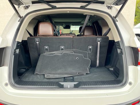Used 2025 Honda Pilot Elite image 28