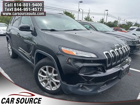 Used 2015 Jeep Cherokee Latitude AWD/4WD image 1