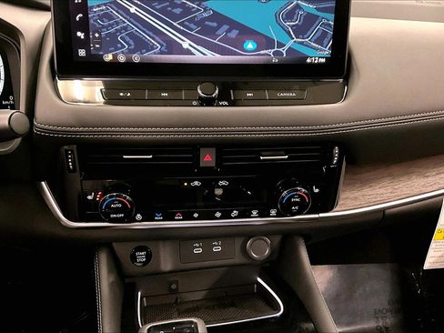 New 2026 Nissan Rogue Platinum w/ Platinum Premium Package AWD/4WD image 50