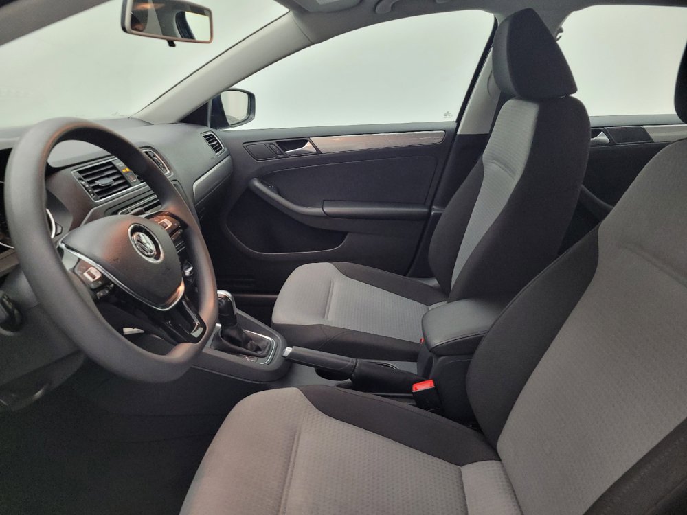 Used 2018 Volkswagen Jetta S w/ Cold Weather Package FWD image 17