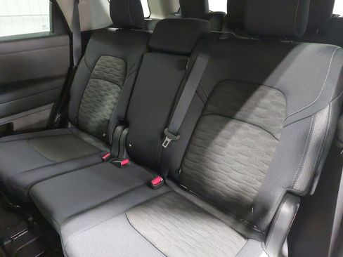 Certified 2025 Nissan Pathfinder S AWD/4WD image 13