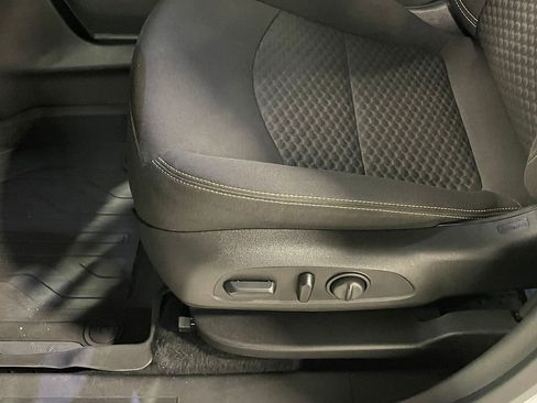 Used 2020 GMC Terrain SLE w/ Driver Convenience Package FWD image 21