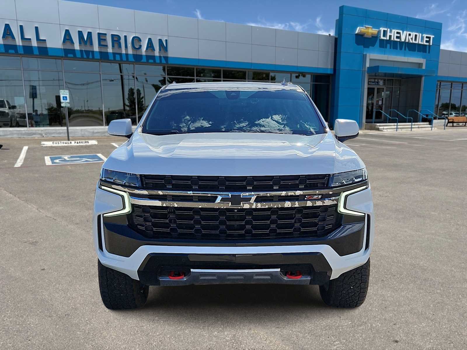 Used 2021 Chevrolet Tahoe Z71 w/ Z71 Off-Road Package AWD/4WD image 3