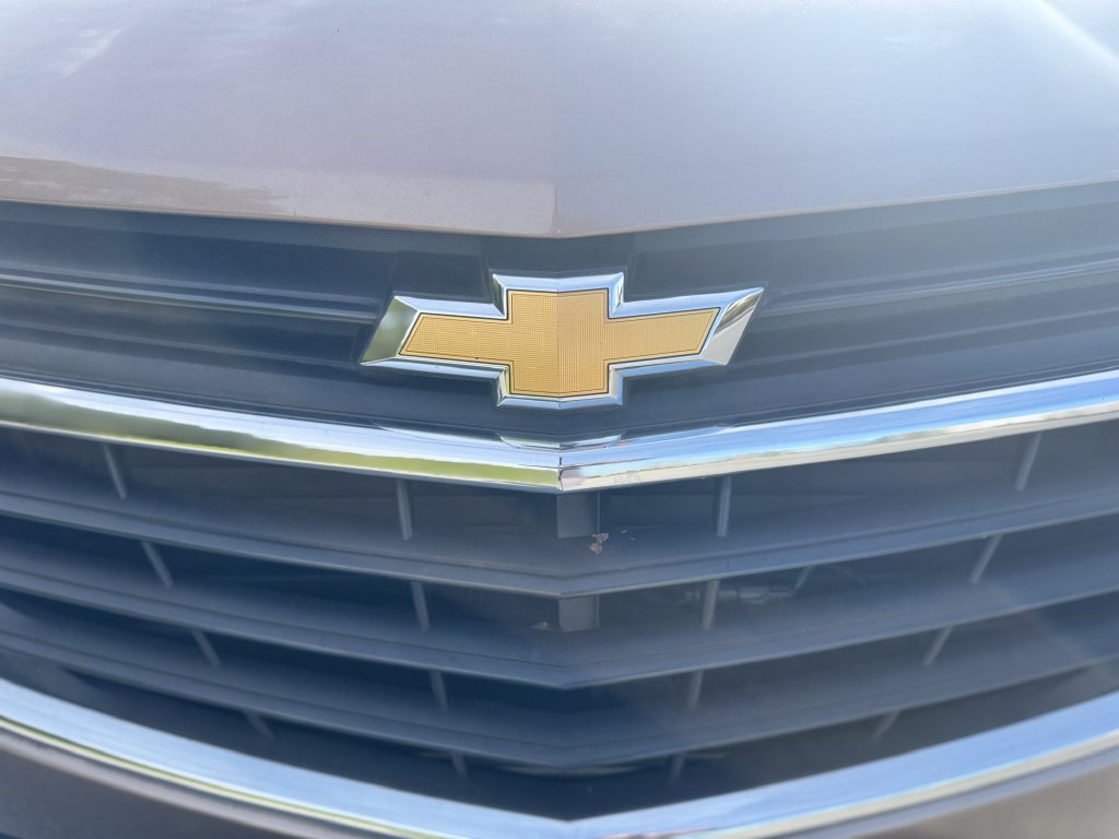 Used 2018 Chevrolet Equinox LT AWD/4WD image 16