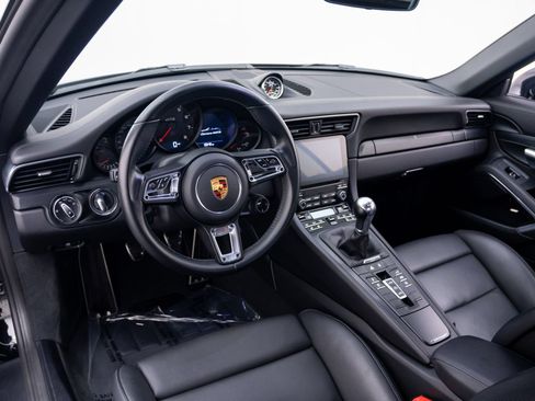Certified 2019 Porsche 911 Carrera 4 GTS AWD/4WD image 11