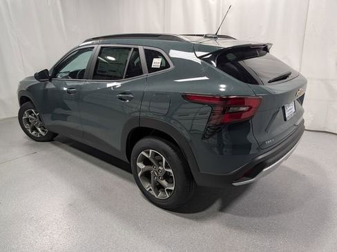 New 2026 Chevrolet Trax LT image 6