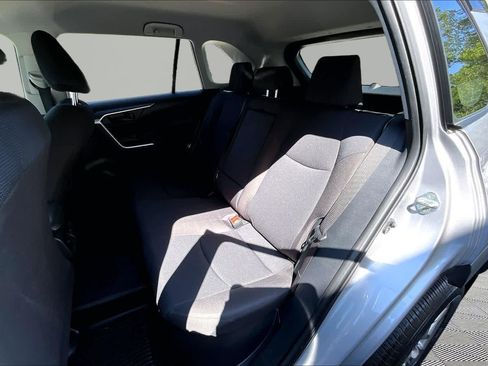 Used 2025 Toyota RAV4 LE AWD/4WD image 21