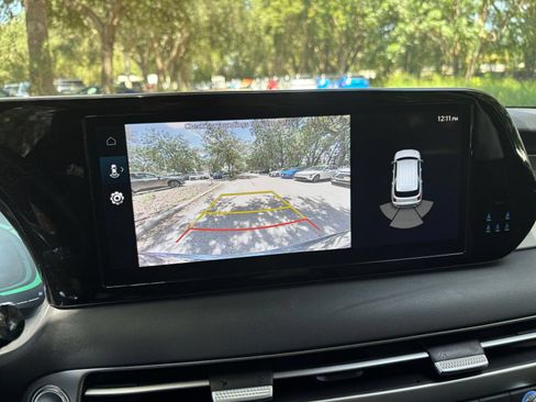 Used 2025 Hyundai Palisade SEL FWD image 23