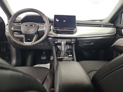 Certified 2024 Jeep Compass Limited image 13