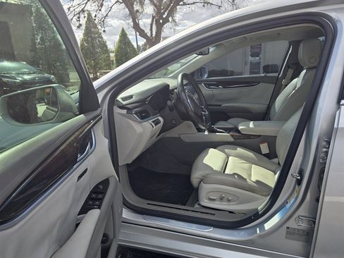 Used 2013 Cadillac XTS Platinum image 13