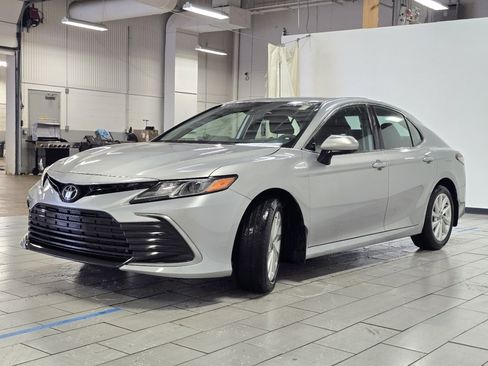 Certified 2024 Toyota Camry LE FWD image 10