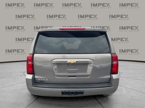 Used 2017 Chevrolet Tahoe LT w/ LT Signature Package image 4