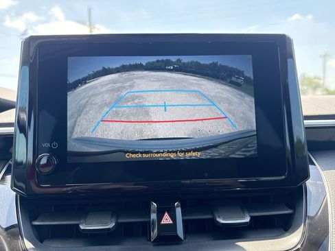 Used 2023 Toyota Corolla LE FWD image 20
