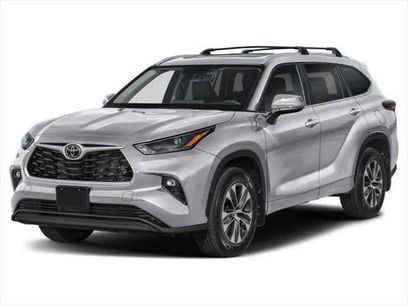 Used 2025 Toyota Highlander XLE