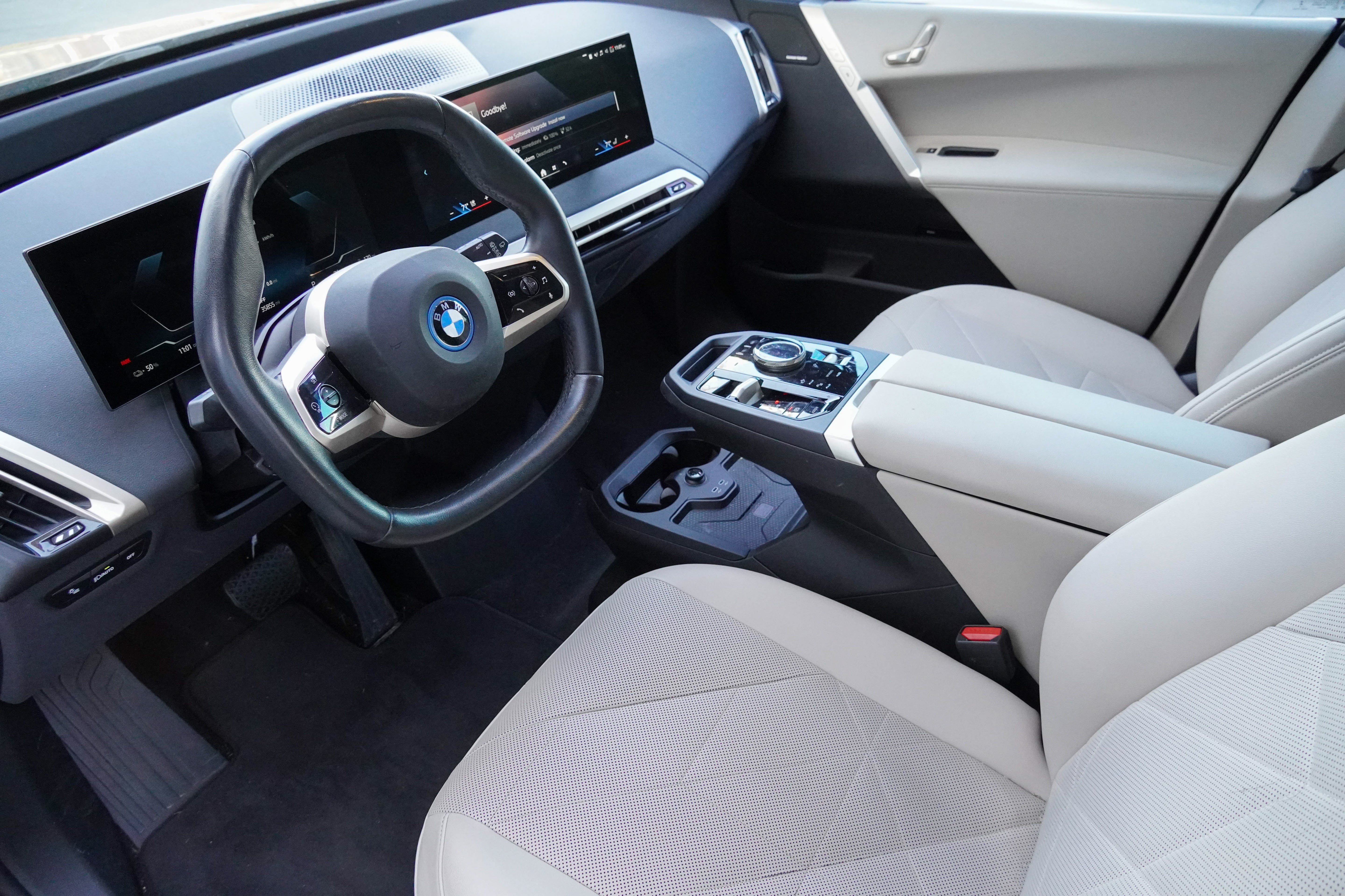 Certified 2024 BMW iX xDrive50 w/ Convenience Package AWD/4WD image 6